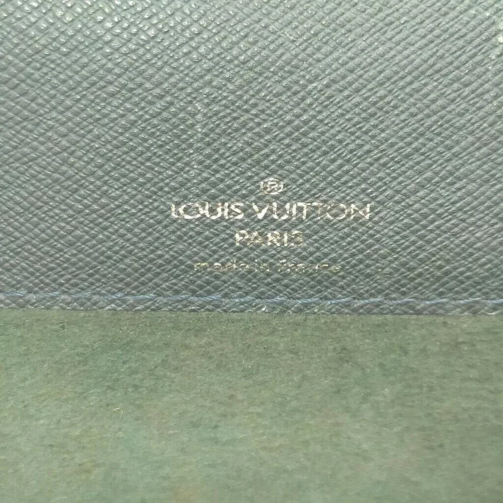 Louis Vuitton Green Taiga Leather Porte Documents